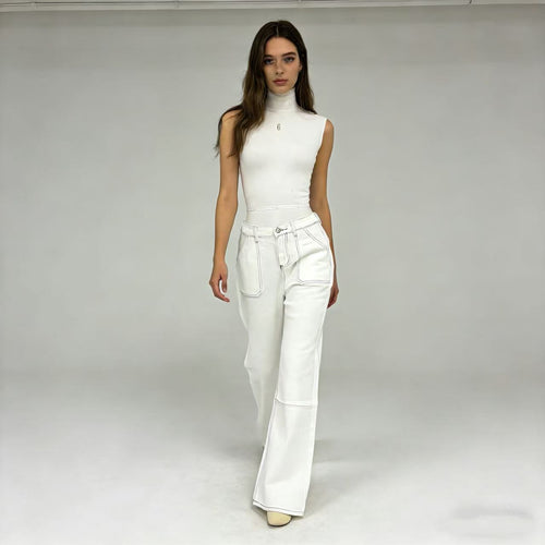 Damen nan hochgeschnittene Relaxed-Jeans mit geradem Bein und aufgesetzten Fronttaschen Echo Archiv