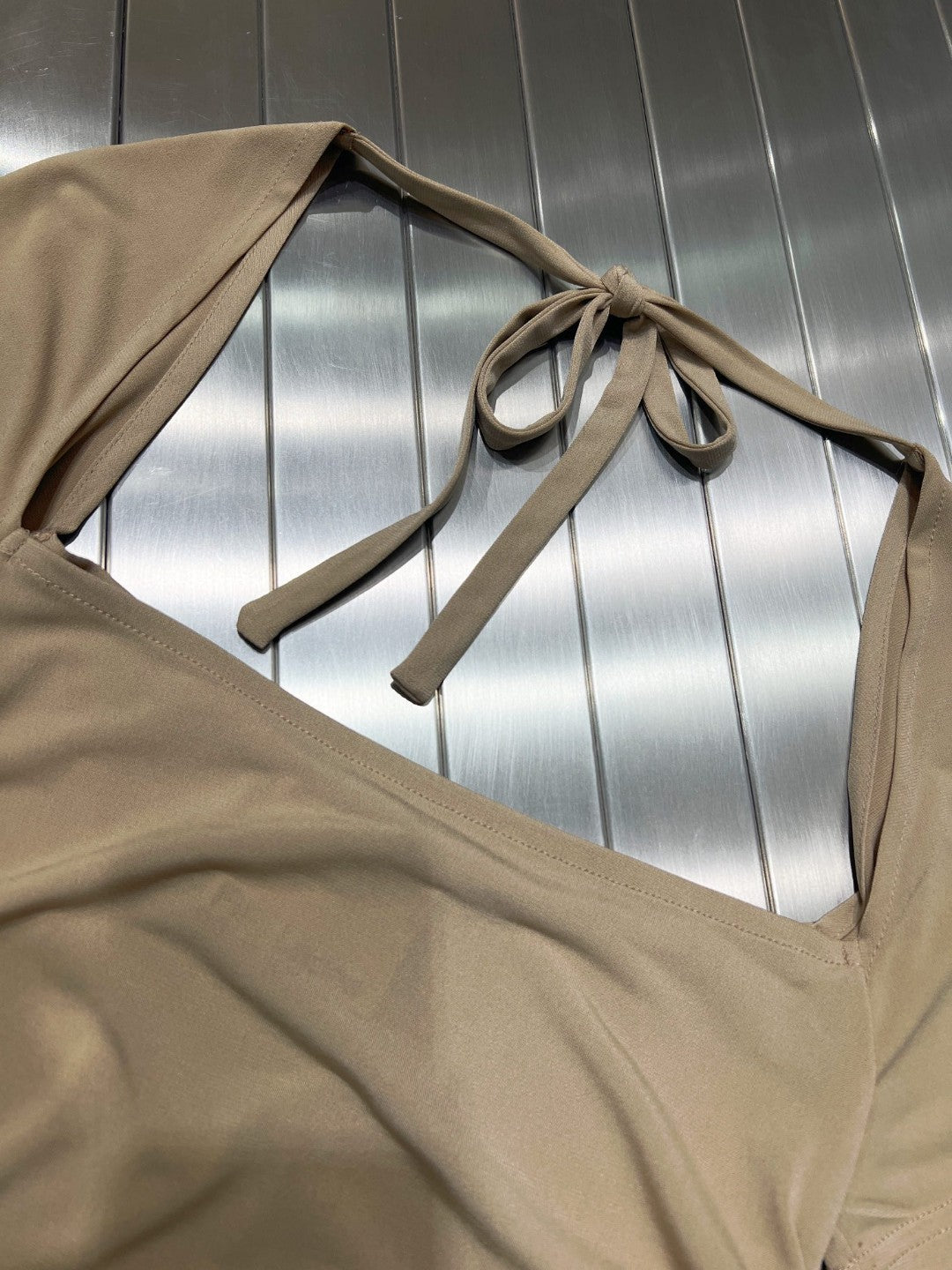 Damen Stretchbluse mit dekorativem Rückenausschnitt Echo Archiv