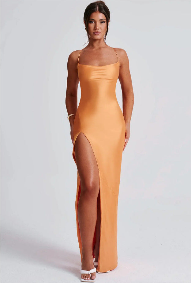 Damen Elegantes Maxikleid mit schmalen Spaghettiträgern und seitlichem Schlitz Echoarchiv