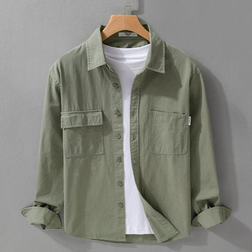 Herren Casual-Hemdjacke aus schwerem Baumwoll-Twill mit asymmetrischen Brusttaschen und kastigem Schnitt Echoarchiv