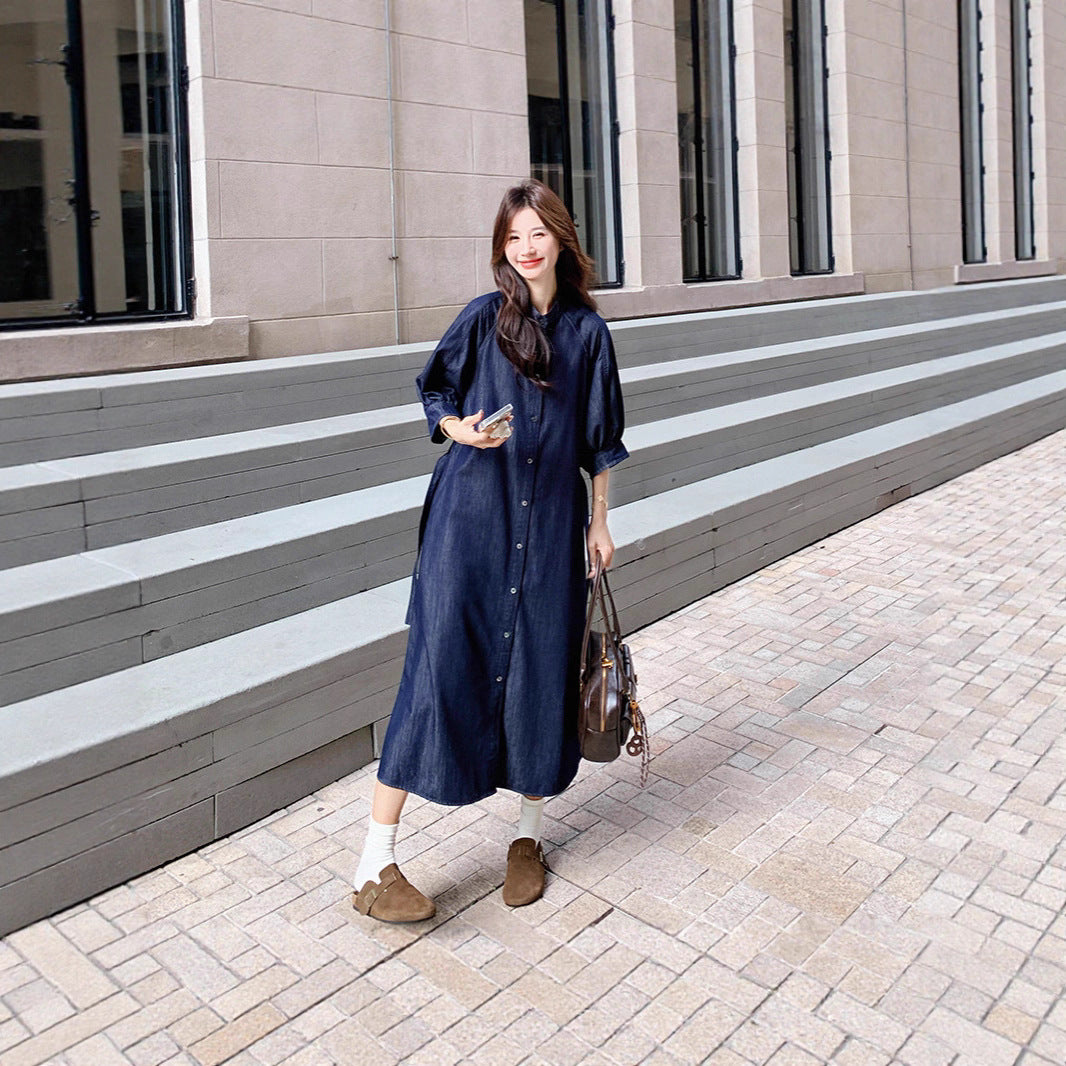 Damen Jeans-Midikleid mit durchgehender Knopfleiste, Taillengürtel und 3/4-Ärmeln – Élara
