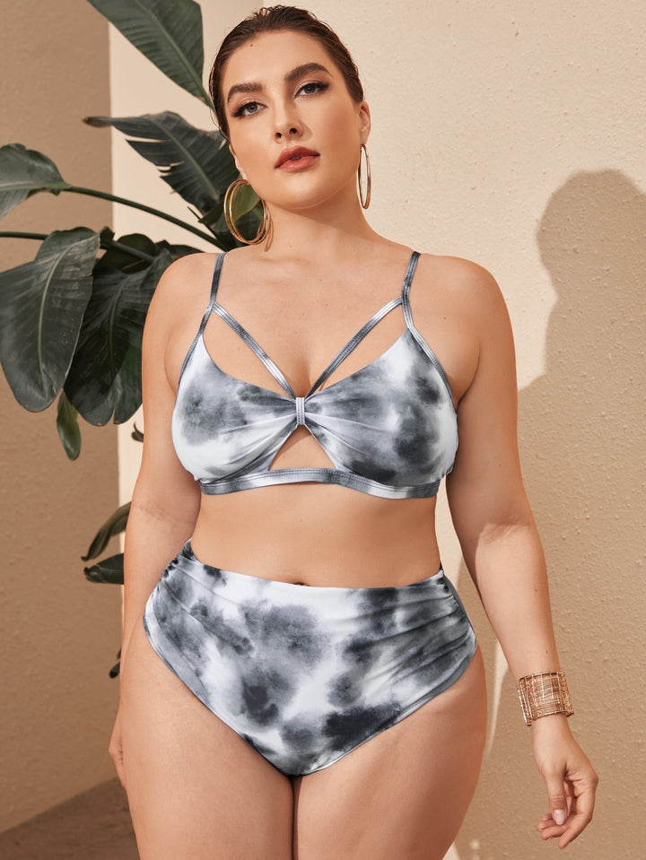 Damen Bikini-Set mit modernem Schnitt und verspielten Trägern Echo Archiv