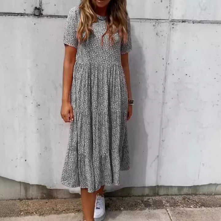 Damen nan leichtes Midikleid mit geraffter Taillenpartie, kurzen Ärmeln und mehrlagigem Stufenrock Echo Archiv