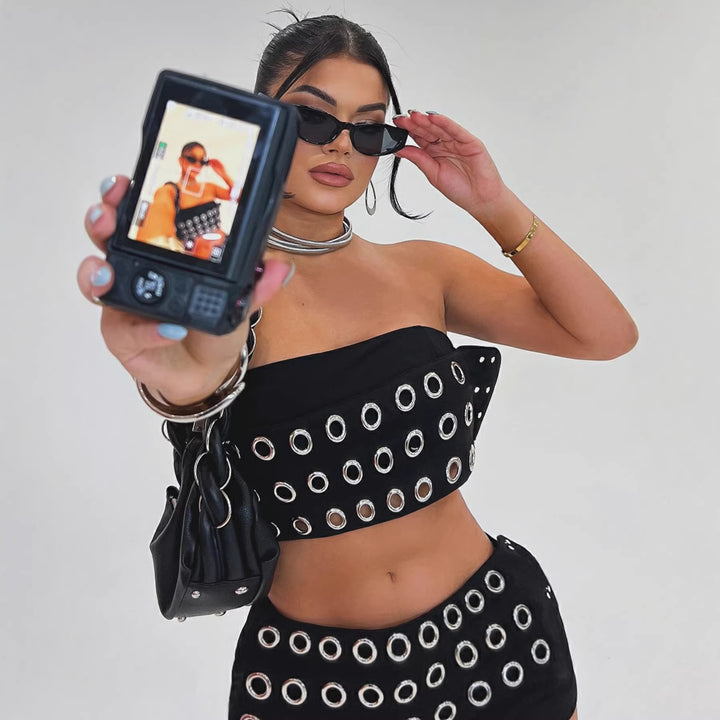Damen Modische Shorts mit auffälliger Ösenverzierung Echo Archiv