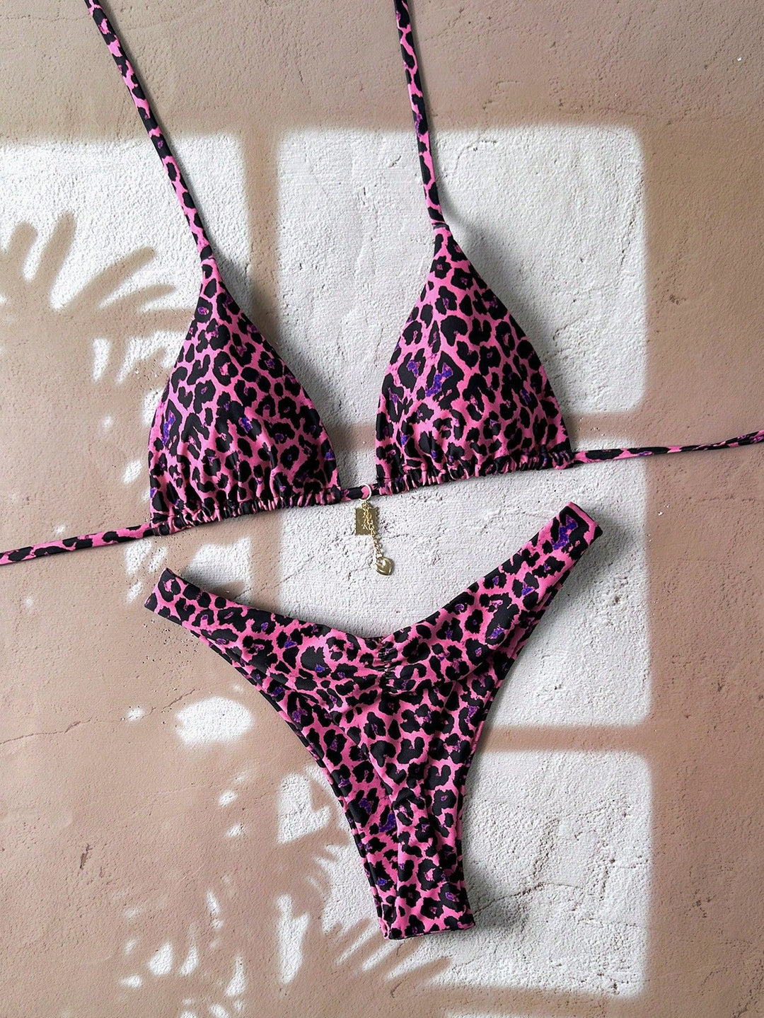 Damen Triangel-Bikini mit aufregendem Tierdruck und verstellbaren Bindebändern Echo Archiv