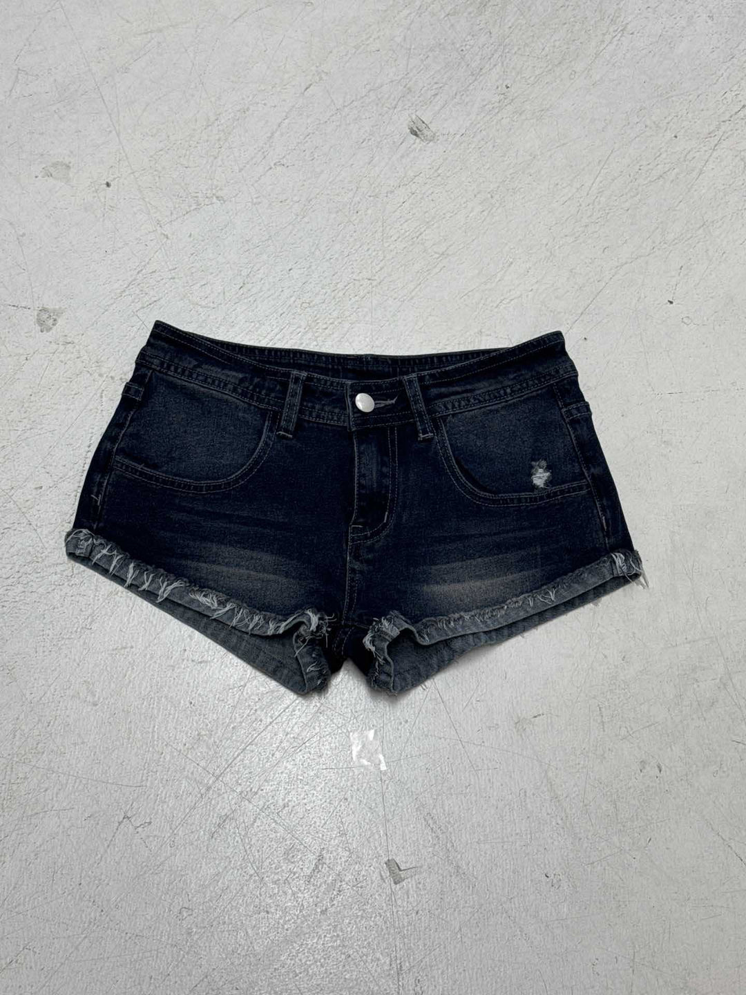 Damen Denim-Shorts mit ausgefranstem Saum Echo Archiv