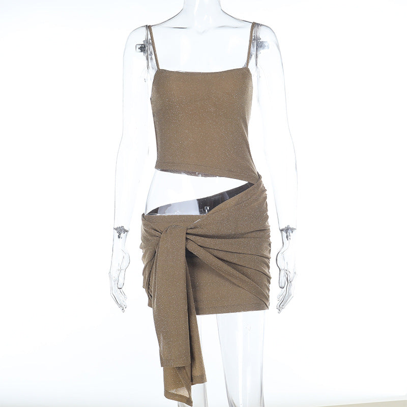 Damen Glamouröses Kleid mit modernem Wickeldesign Echo Archiv