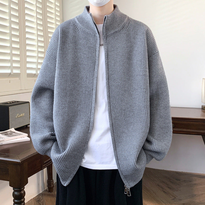 Herren Oversized Strick‑Zipjacke mit hohem Stehkragen und feiner Rippstruktur Echoarchiv