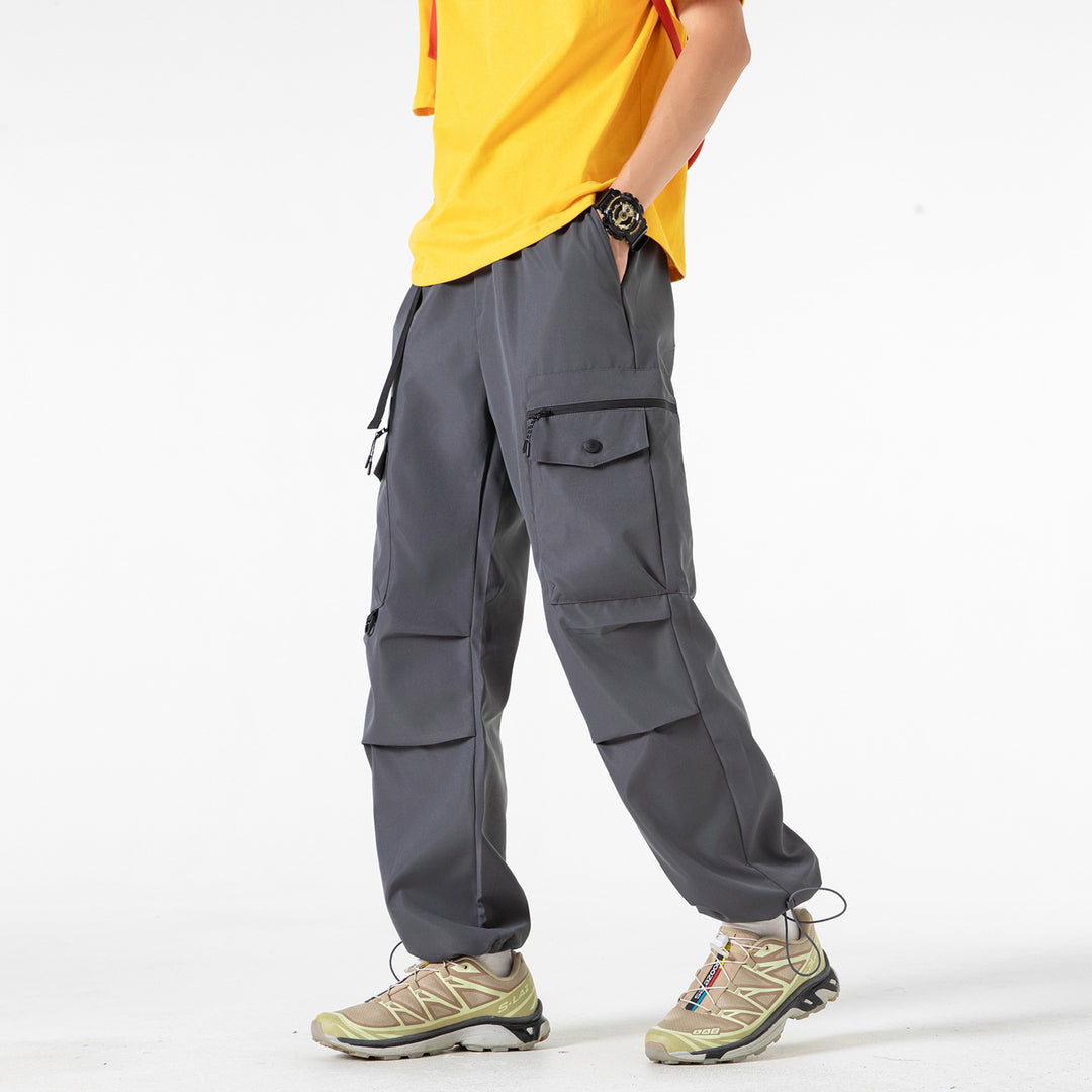 Herren Weite Utility-Cargohose mit Multifachtaschen, verstellbarem Saum und integriertem Gurt Echo Archiv