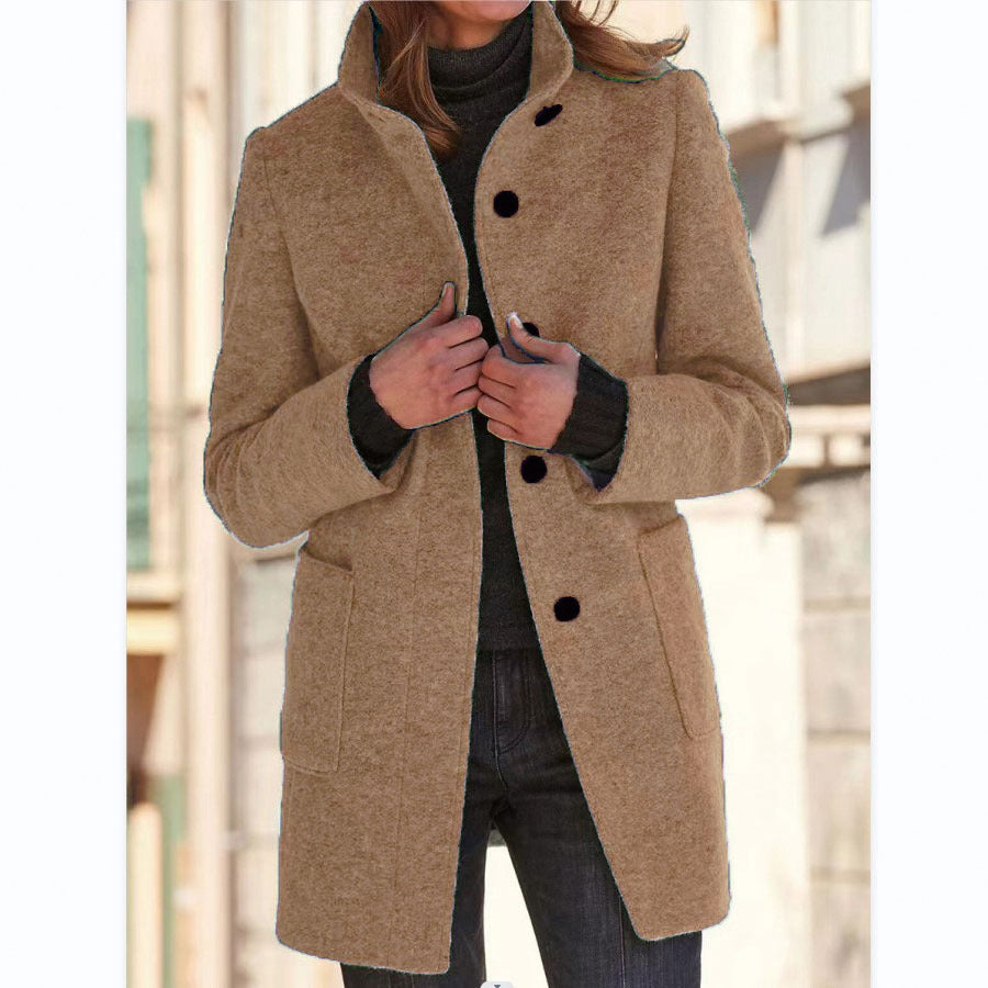 Echoarchiv | Stilvoller & Eleganter Button-Down-Mantel