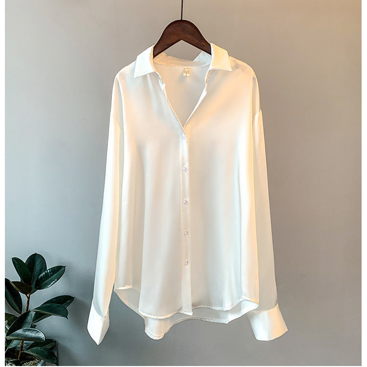 Damen Elegante Bluse aus feinem Satin mit Rüschendetails Echoarchiv