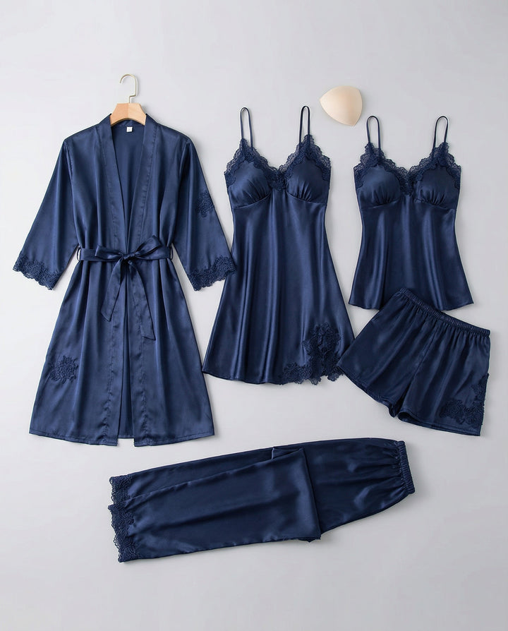Luxuriöses Seiden Pyjama Set Damen | Echoarchiv