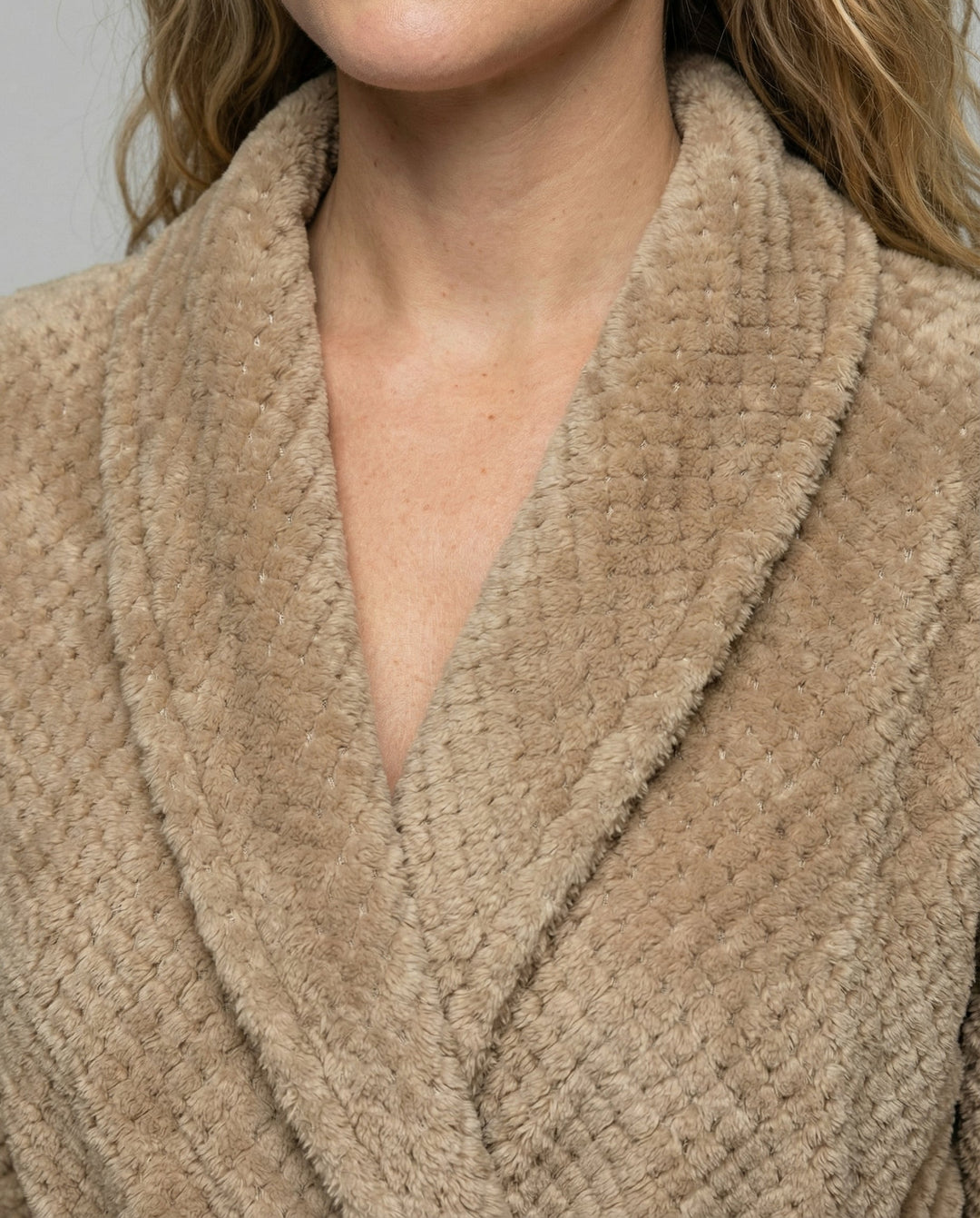 Kuscheliger Damen Bademantel | Echoarchiv