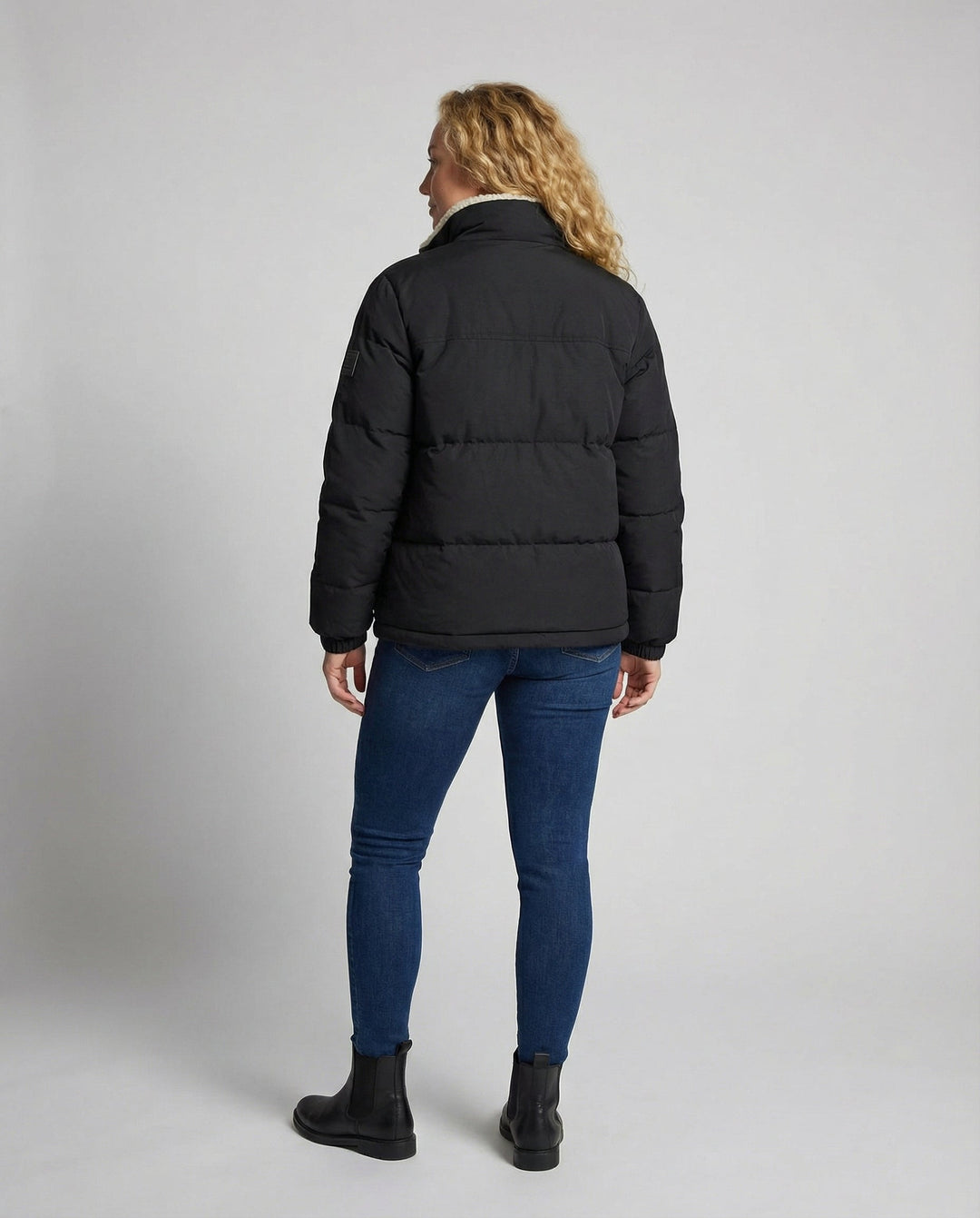 Gefütterte Damen Steppjacke Winter | Echoarchiv