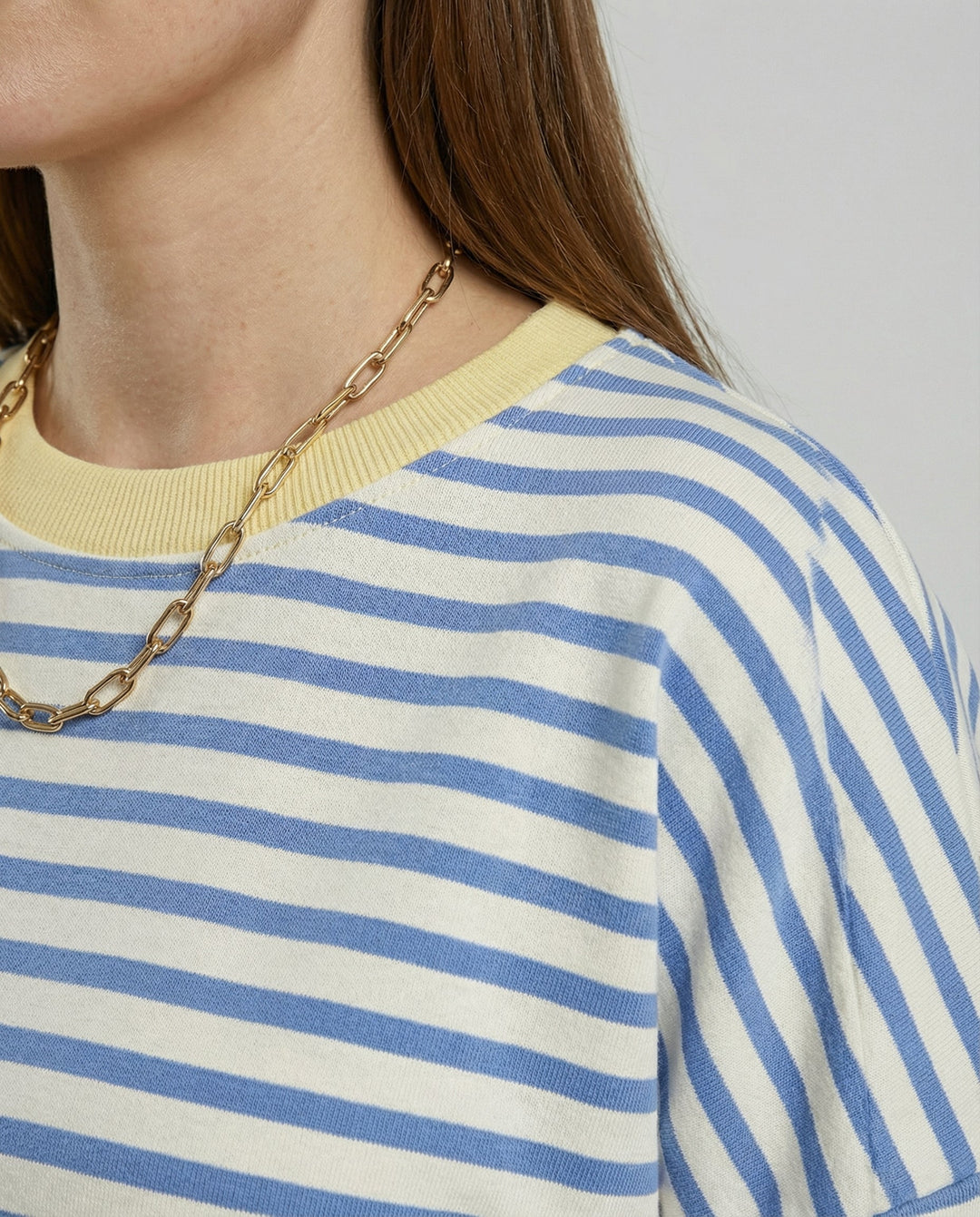 Damen lässiges gestreiftes SwEchoarchivtshirt mit Boxy-Schnitt und kontrastierenden Abschlüssen Echoarchiv