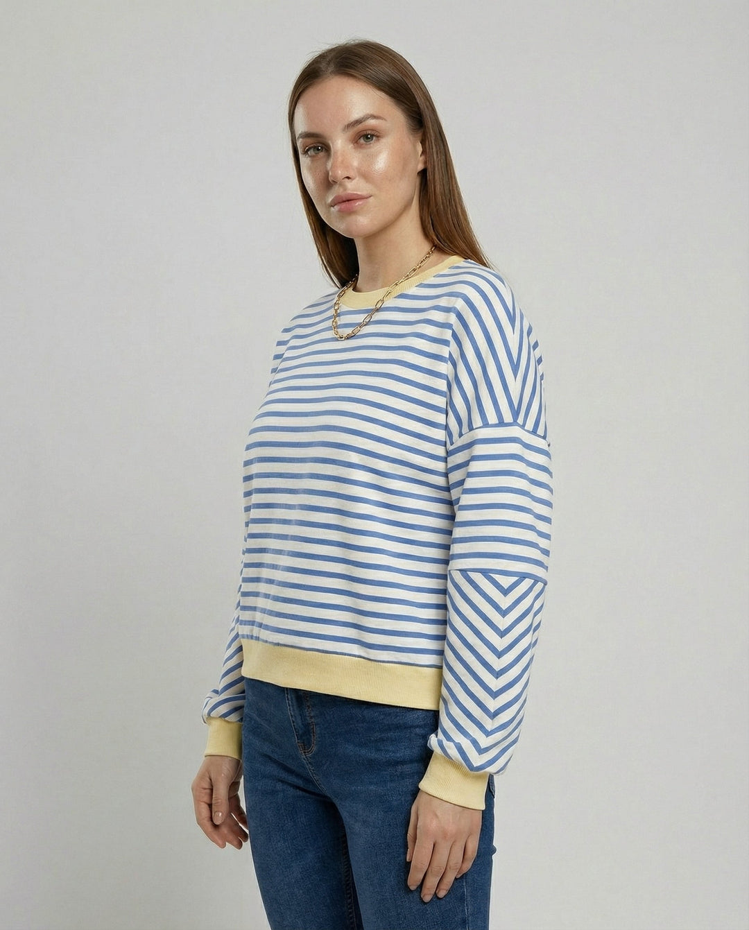 Damen lässiges gestreiftes SwEchoarchivtshirt mit Boxy-Schnitt und kontrastierenden Abschlüssen Echoarchiv