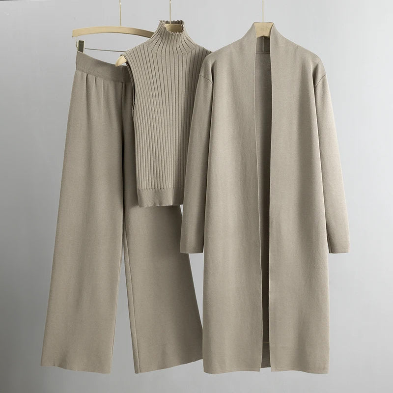 Echoarchiv | Set Aus Klassischer Beige