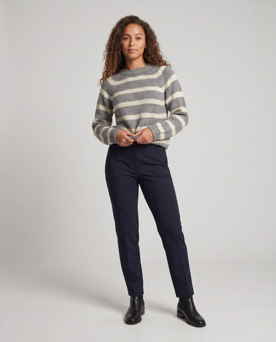 Damen Gestreifter Boxy-Strickpullover mit grober Masche und Rundhalsausschnitt Echo Archiv