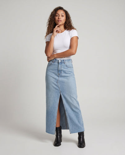 Damen Hochtaillierter Jeans-Maxirock mit vorderem Schlitz und rohem Saum Echo Archiv