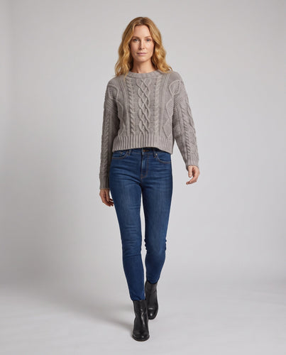 Damen Kaschmir‑Optik Zopfstrick‑Pullover mit Cropped‑Saum und voluminösen Ärmeln Echo Archiv