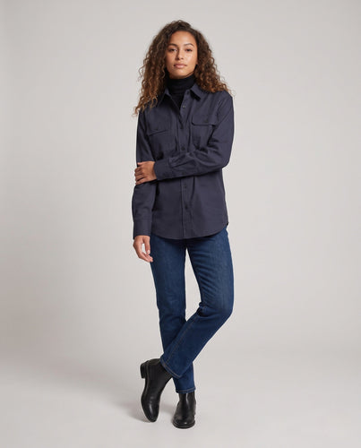 Damen Oversize-Hemd mit kastigem Schnitt, Brusttaschen und geschwungenem Saum Echo Archiv
