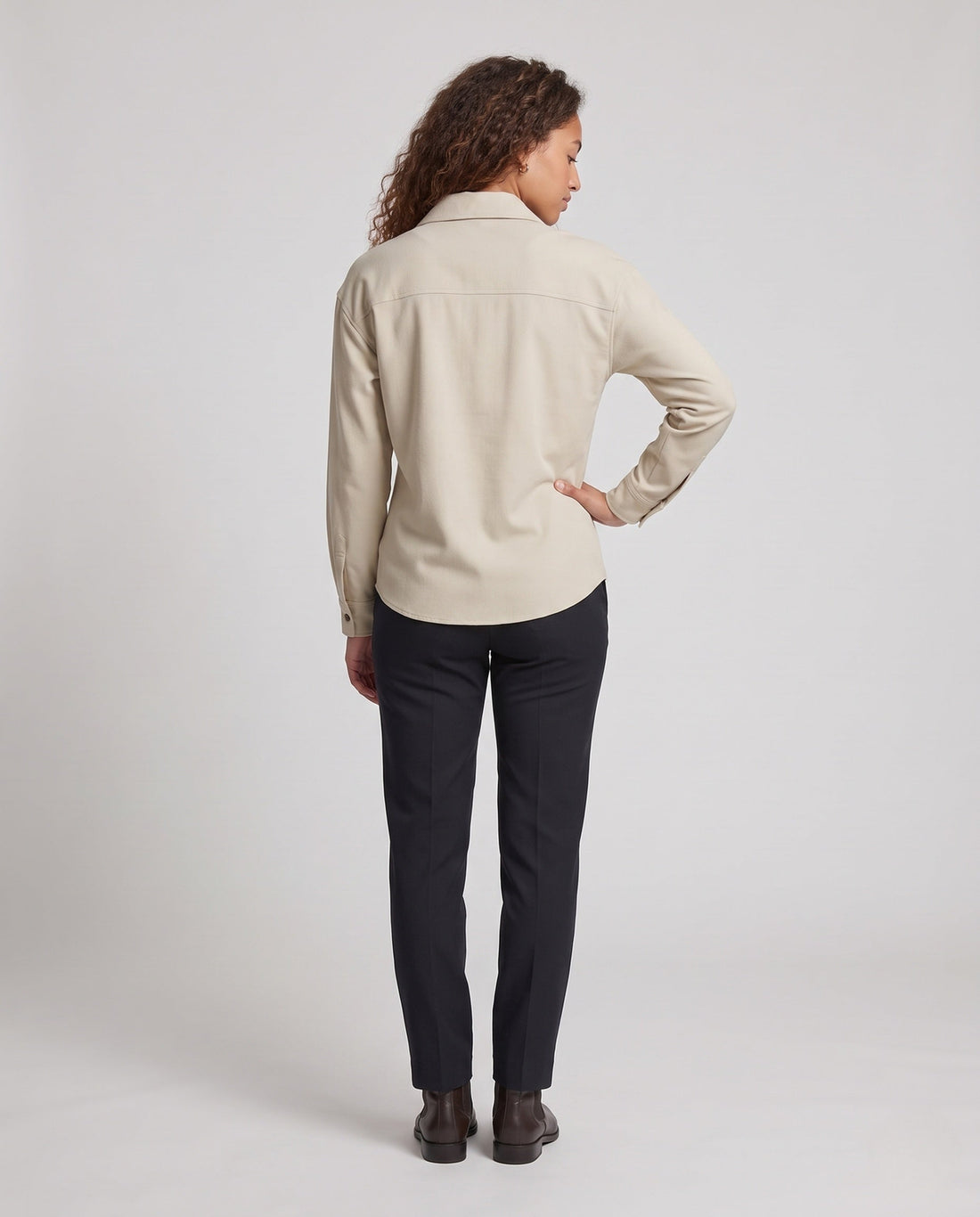 Product 10997474689370 - back_view