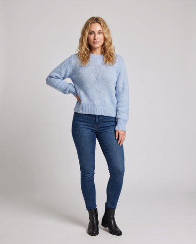 Damen Weicher Mohair‑Optik Oversize-Pullover mit Rundhalsausschnitt und Rippbündchen Echo Archiv