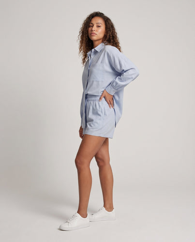 Damen Zweiteiliges Lounge-Set aus leichter Viskose mit Oversize-Hemd und Elastikshorts Echo Archiv