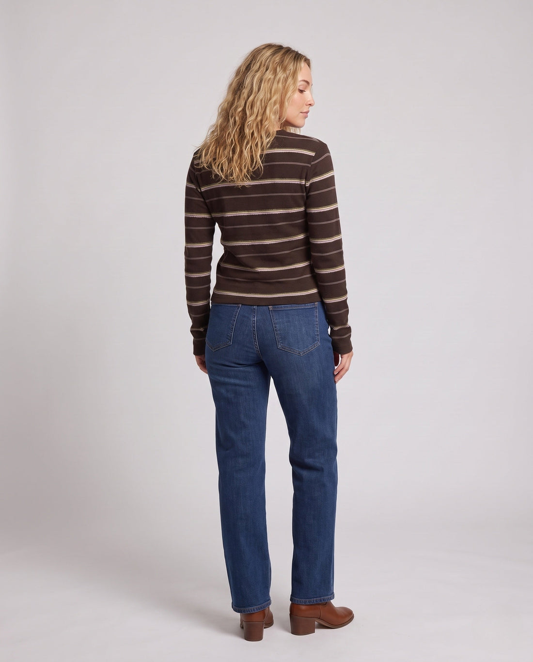 Product 10997490385242 - back_view