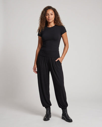 Damen Haremshose mit weitem Fall, elastischem Bund und gerafften Knöcheln Echo Archiv