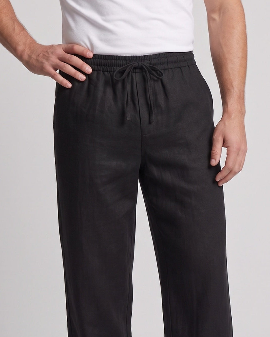 Herren Locker geschnittene Relax-Hose im Leinenlook mit Tunnelzug und geradem Saum Echo Archiv