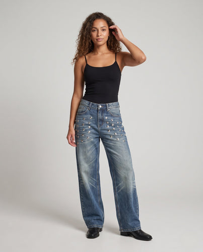 Damen weite Baggy-Jeans mit geometrischem Nietenbesatz und Vintage-Waschung Echo Archiv