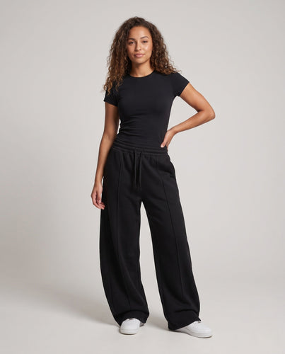 Damen Oversized Jogginghose mit hohem Bund und Kordelzug Echo Archiv