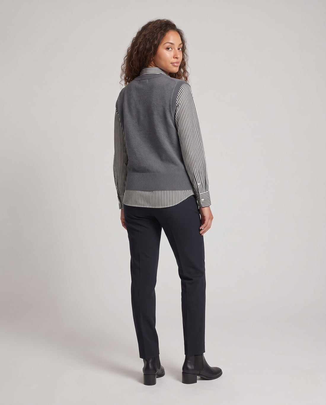 Product 11001255657818 - back_view