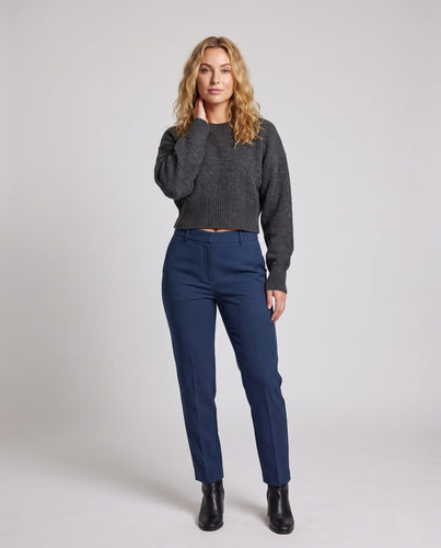 Damen Kurzer Flauschiger Cropped-Pullover mit Ballonärmeln Echo Archiv