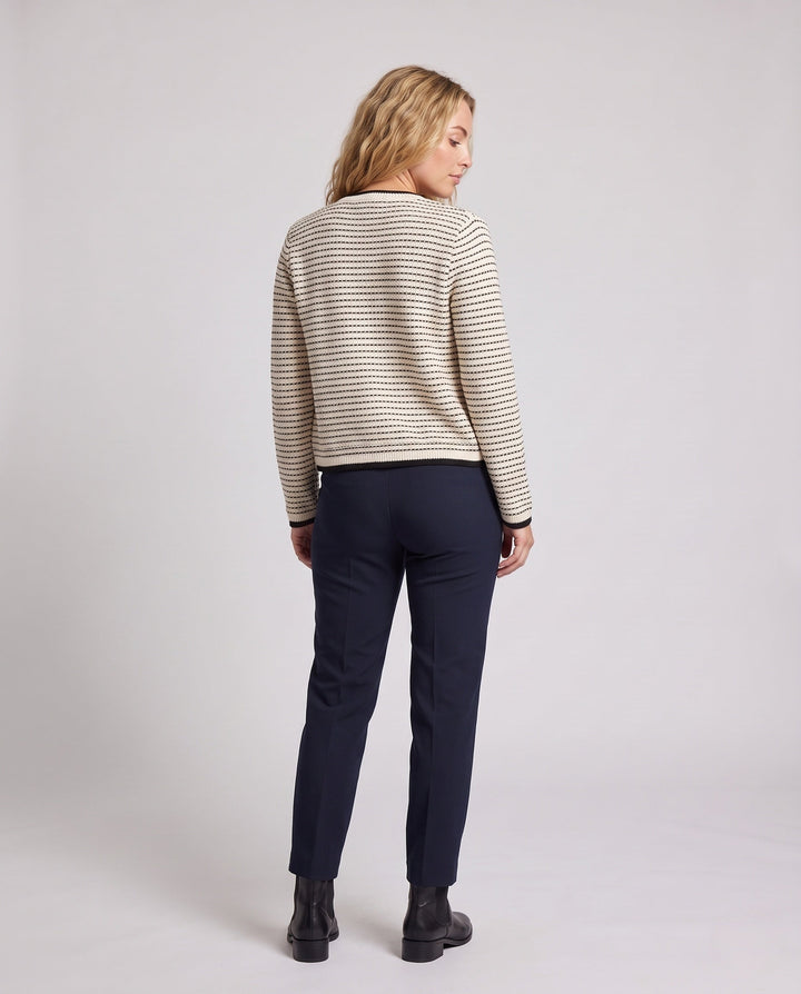 Product 11001261097306 - back_view