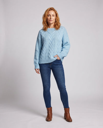 Damen Oversize Strickkleid mit Zopfmuster und Rundhals Echo Archiv