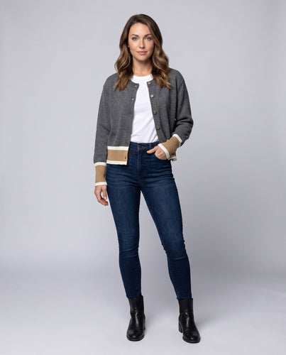 Damen Rundhals-Feinstrick-Cardigan mit zweifarbigen Bündchen und Oversize-Passform Echo Archiv