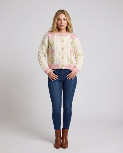 Damen Strickjacke mit Rauten-Argyle, Zopfmuster und Knopfleiste Echo Archiv