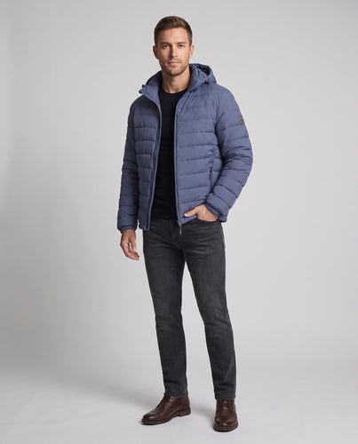 Herren Leichte Kapuzen‑Steppjacke mit horizontaler Nahtführung und winddichter Füllung Echo Archiv