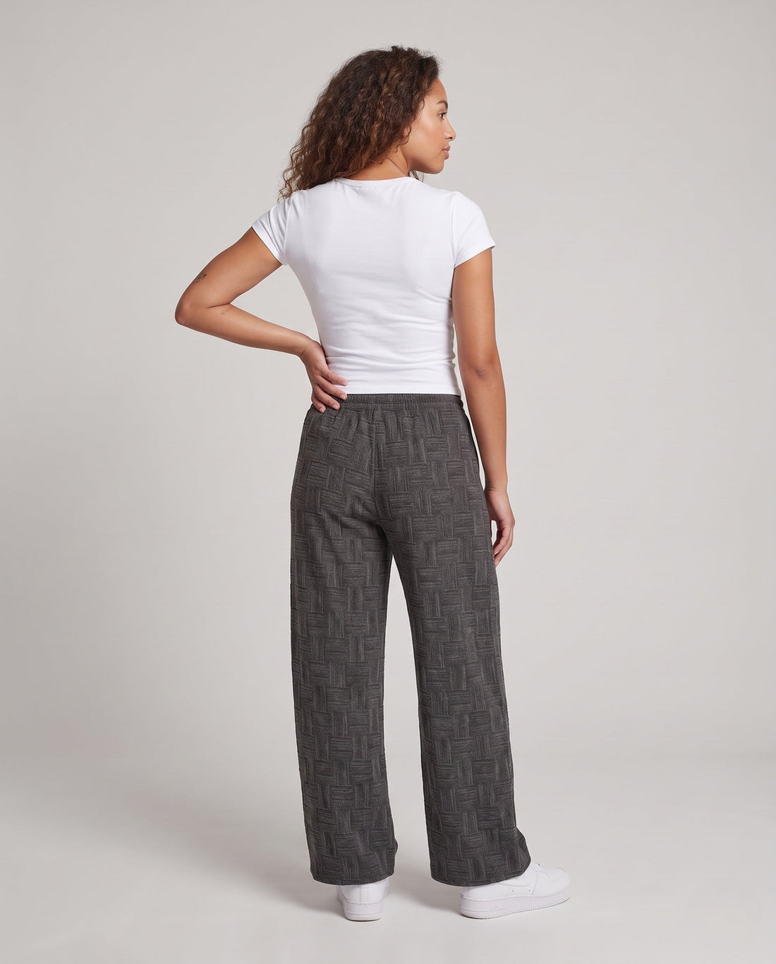 Product 11002321437018 - back_view