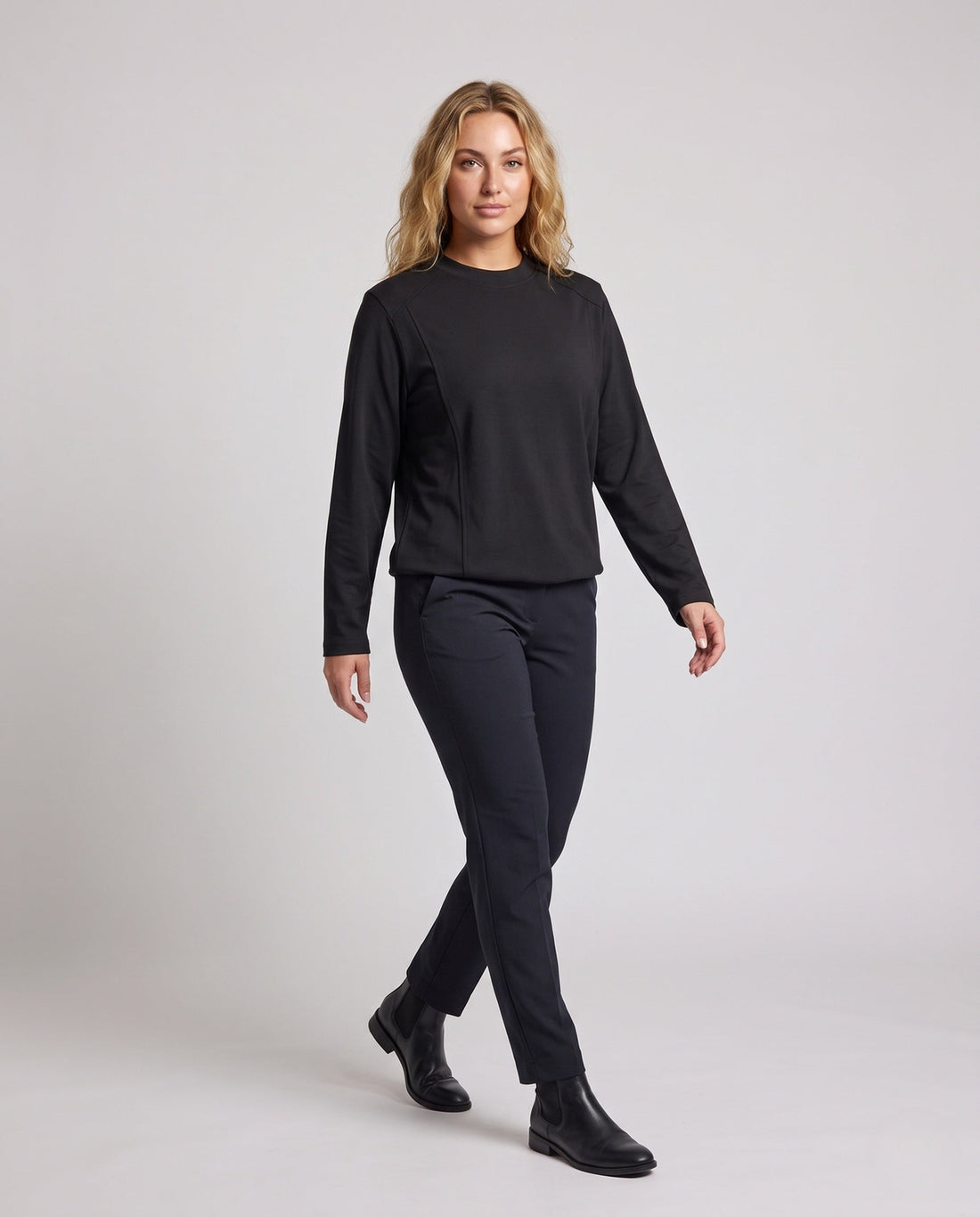 Product 11002324975962 - full_body_front