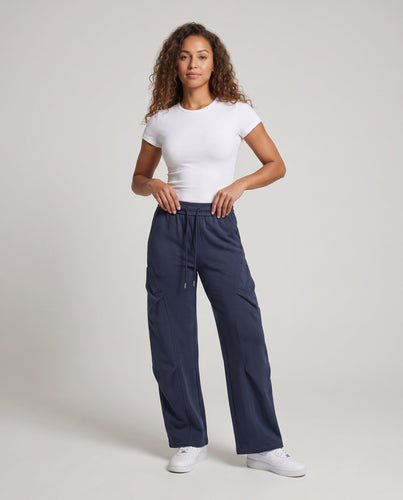 Damen Lässige und weite Sporthose mit elastischem Bund Echo Archiv