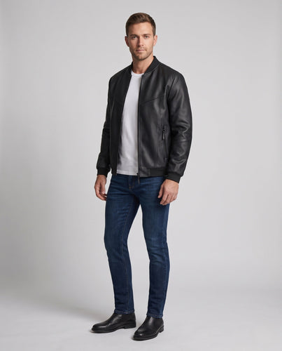 Herren Glattlederoptik-Zipblouson mit minimalem Stehkragen und verdeckten Nahtdetails Echoarchiv