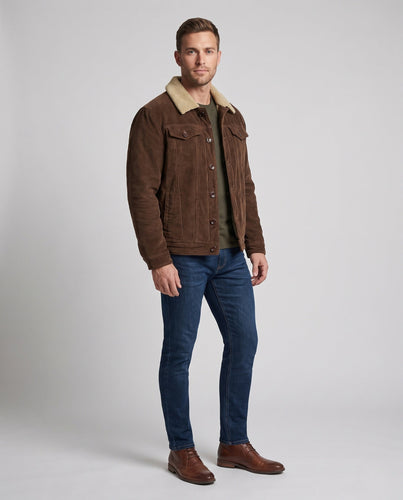 Herren Kordjacke mit Sherpa-Futter, Hemdkragen und Brustpattentasche Echoarchiv