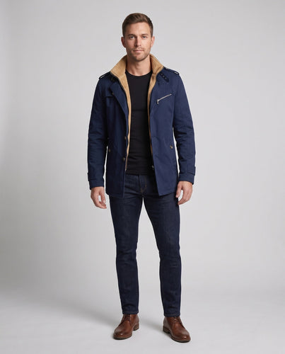 Herren Kurzer Trenchcoat mit Teddyfleece‑Fütterung, Epauletten und Reverskragen Echoarchiv