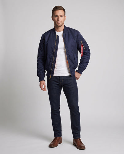 Herren Pilotenbomberjacke im Fliegerstil mit Ärmeltasche und kontrastierendem Innenfutter Echoarchiv