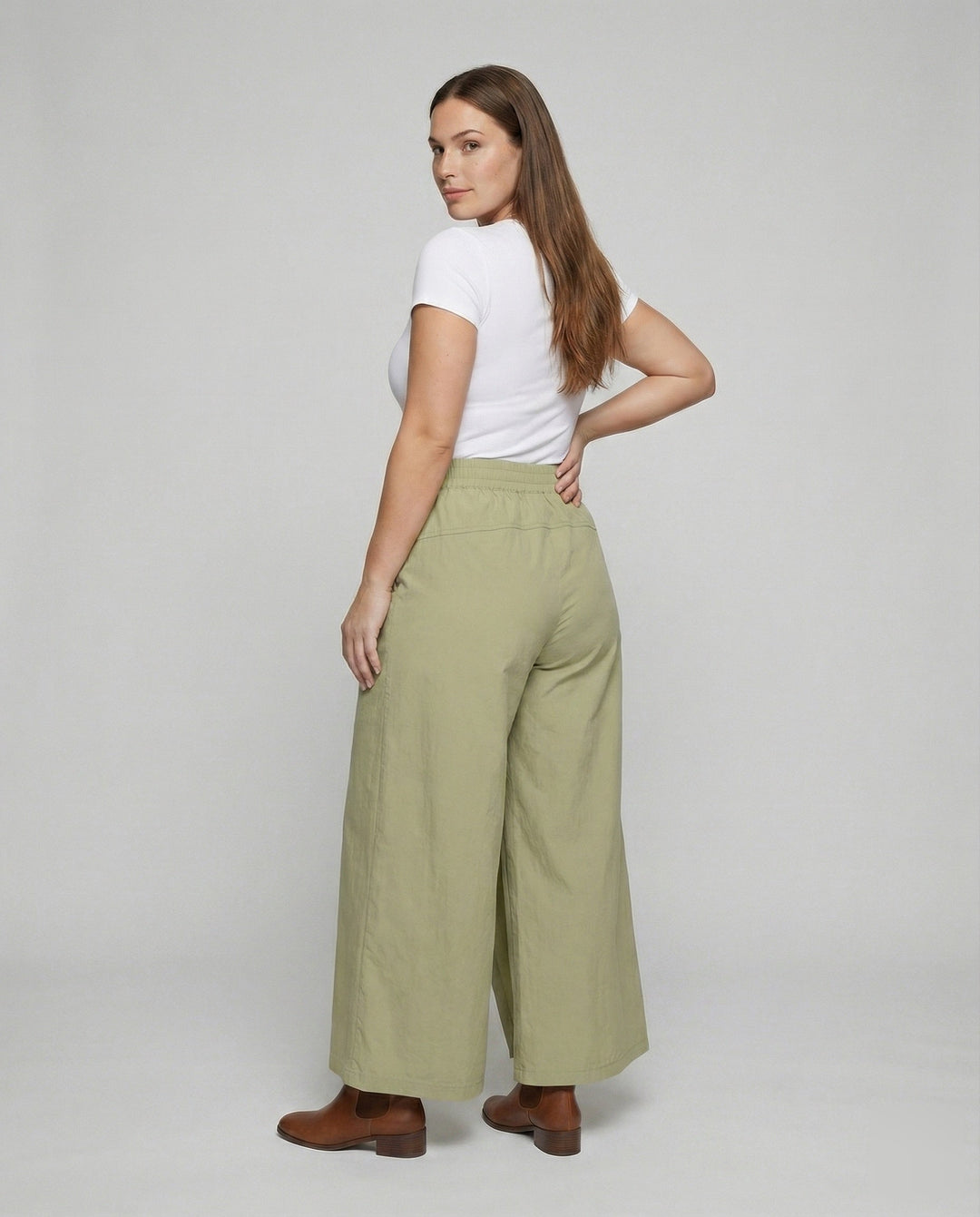 Product 15583585239370 - back_view
