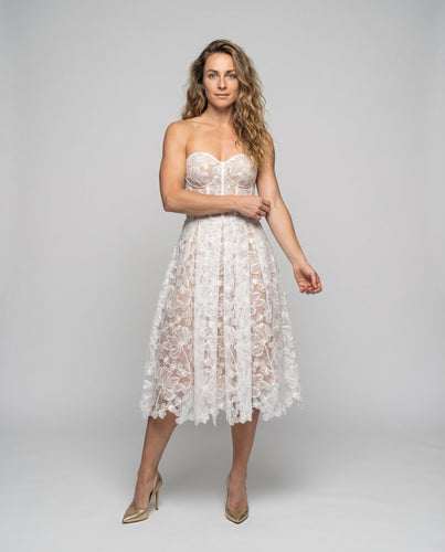 Damen Spitzen Cocktailkleid Strapless Korsett Nähte Tüllrock