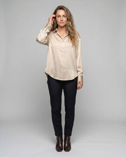 Damen Satin Bluse Oversize Verlängter Rückensaum Hemdkragen